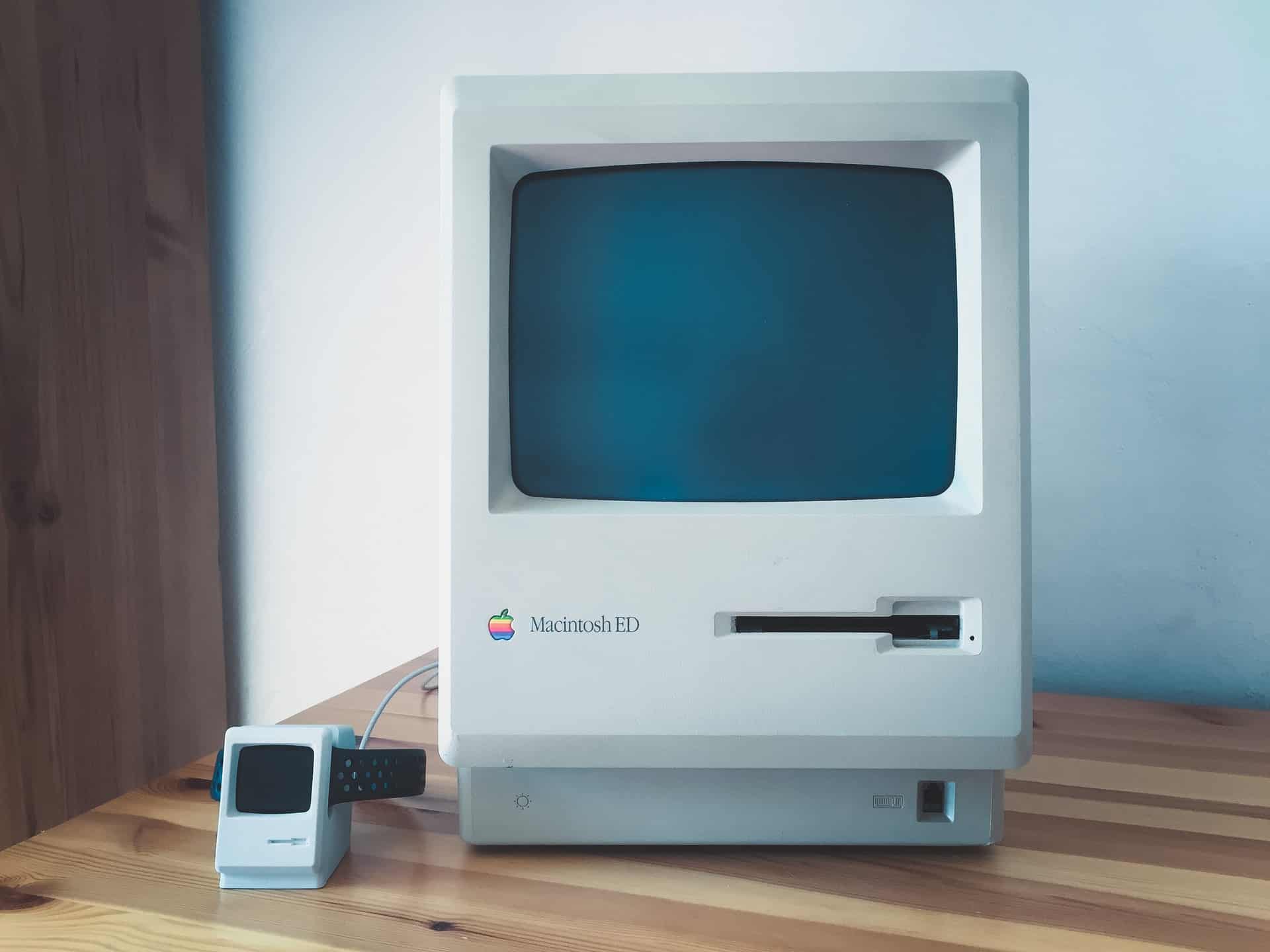 Old Apple computer